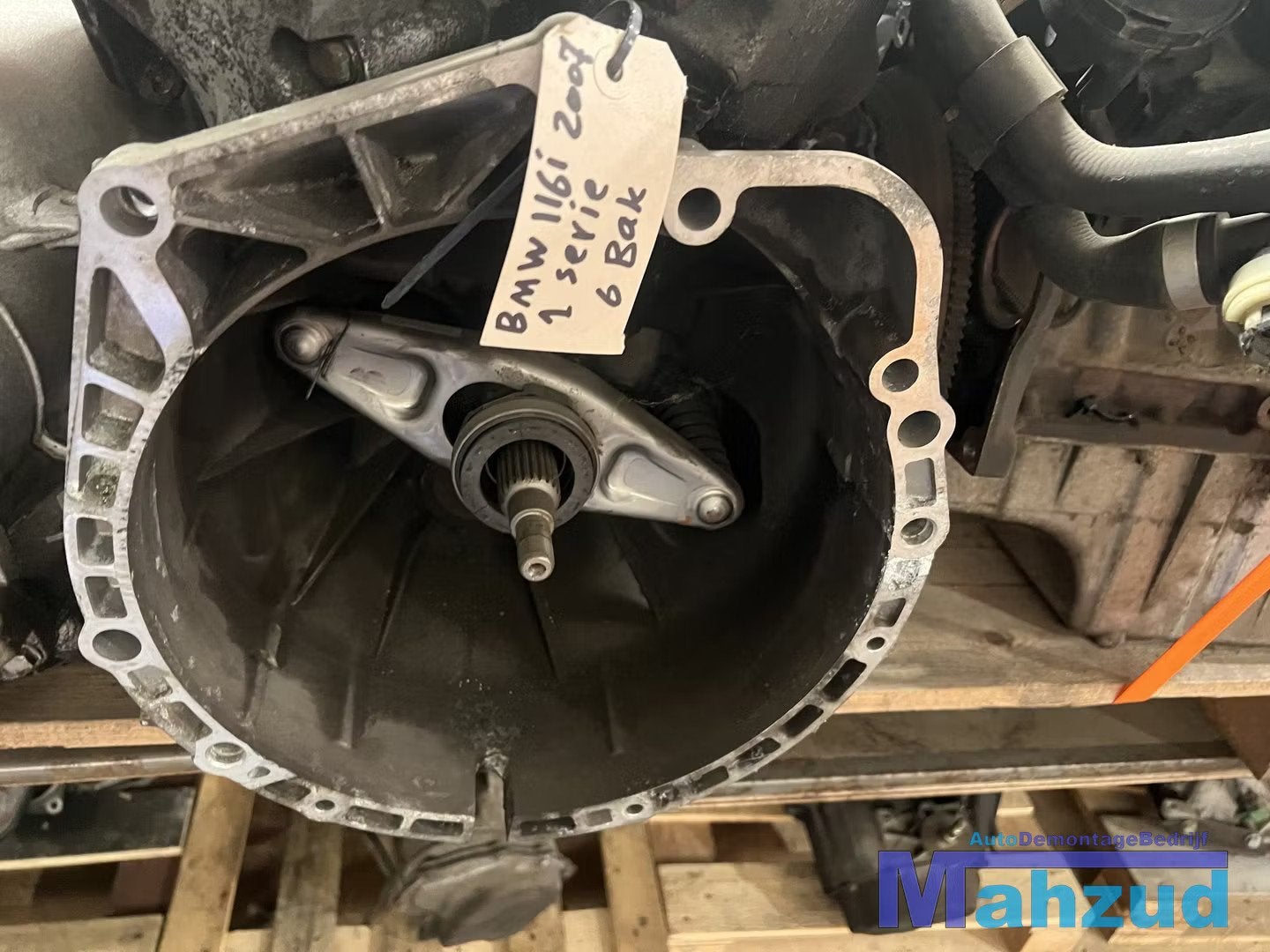 BMW 1 SERIE E87 1.6i versnellingsbak CBL, Petuelring 130
80788  Munich, DE, Info@bmw.de, Utilisé, BMW