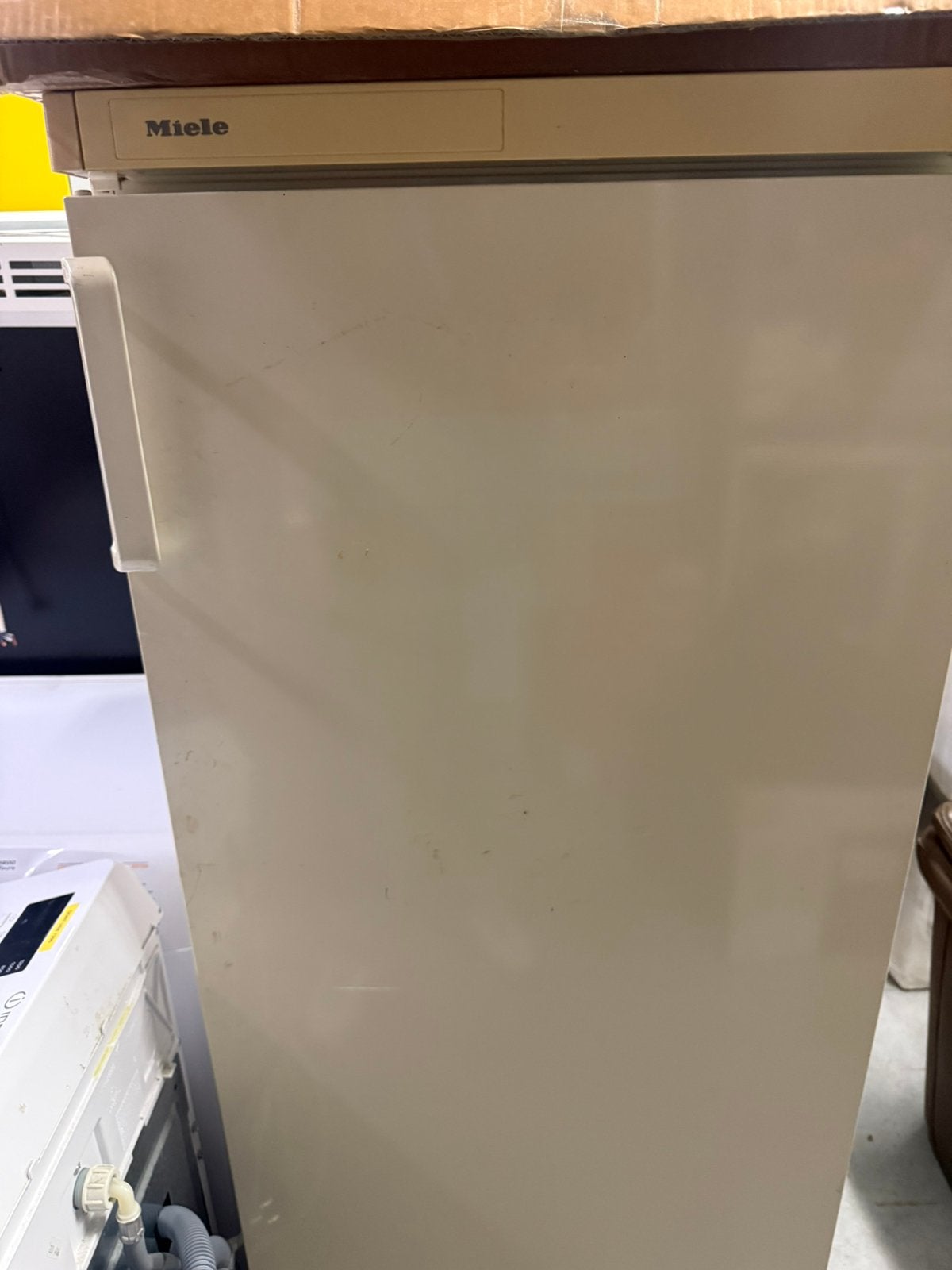 Frigo Miele fonctionnel, Enlèvement, Utilisé