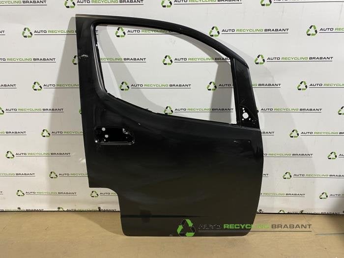 Portier 4Deurs rechts-voor van een Nissan NV200, Gebruikt, -, Deur, -