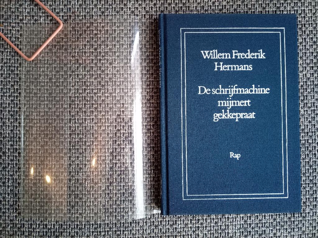 W.F. Hermans - De schrijfmachine mijmert gekkepraat, W.F. Hermans, Ophalen of Verzenden, Zo goed als nieuw, Eén auteur