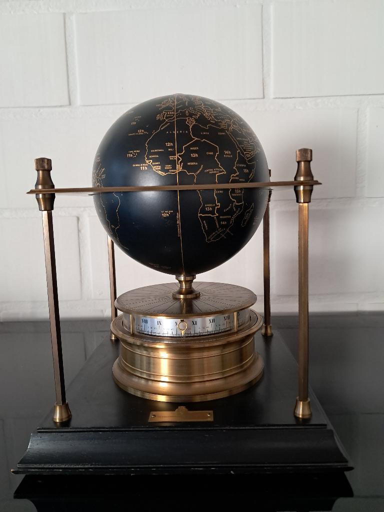 Imhof World Clock Royal Geographical - wereldklok -  werkend, Ophalen