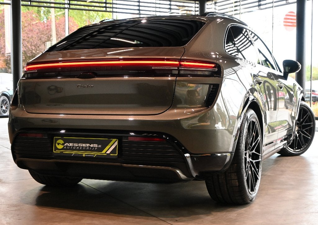 Porsche Macan Turbo **MATRIX/BOSE/CHRONO/360/PANO/HUD/ACC**, Auto's, Automaat, 470 kW, Euro 6, Leder