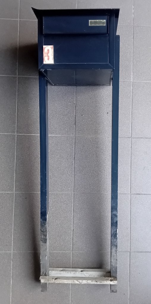 brievenbus donker grijs/blauw, Tuin en Terras, Ophalen, Gebruikt, Inox, Staande brievenbus