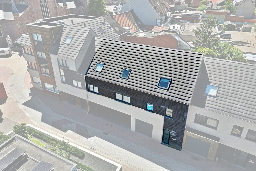 Recente bel-etage met 3 slpks, ruim terras en staanplaats, Immo, Maisons à vendre, Province de Flandre-Occidentale, Jusqu'à 200 m²