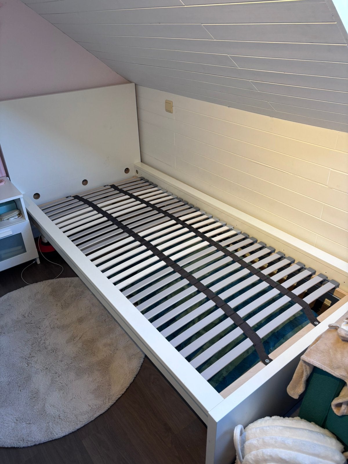 Eenpersoonsbed met lattenbodem en matras, Gebruikt, 100 cm of meer, 180 cm of meer, Ophalen