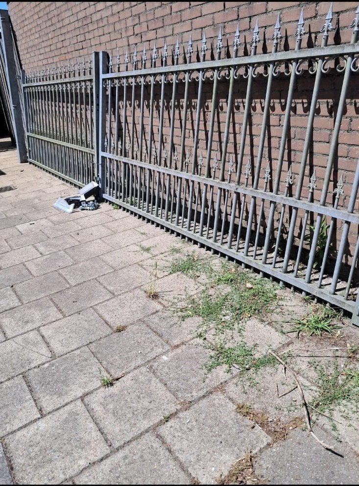 Nieuwe verzinkte sierpoort 6.30m breed, 1.50m hoog inc palen, Ophalen, Met poort, Nieuw, Sierhekwerk