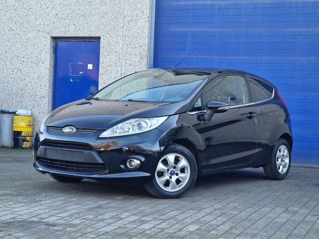 Ford fiesta/titanium/Airco/Garantie, Auto's, Bedrijf, Diesel, USB, Te koop