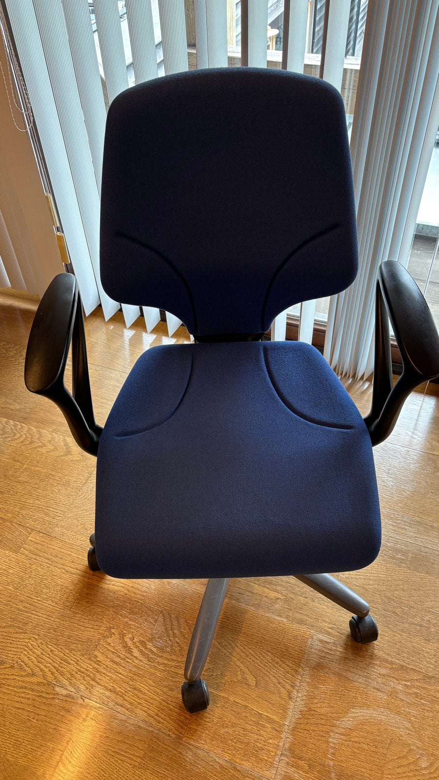 Blauwe professionele bureaustoel, Comme neuf, Enlèvement, Bleu, Chaise de bureau