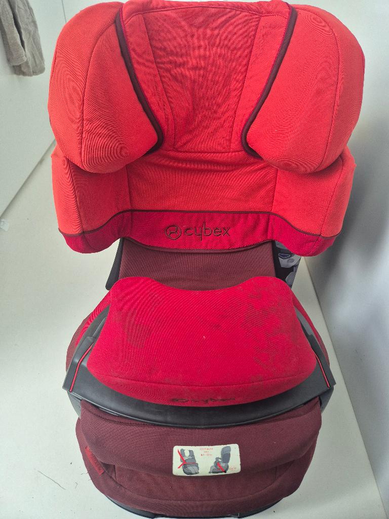 Le siège auto Cybex Pallas grandit avec Isofix, Enfants & Bébés, Sièges auto, Autres marques, Enlèvement, Utilisé, Protection latérale