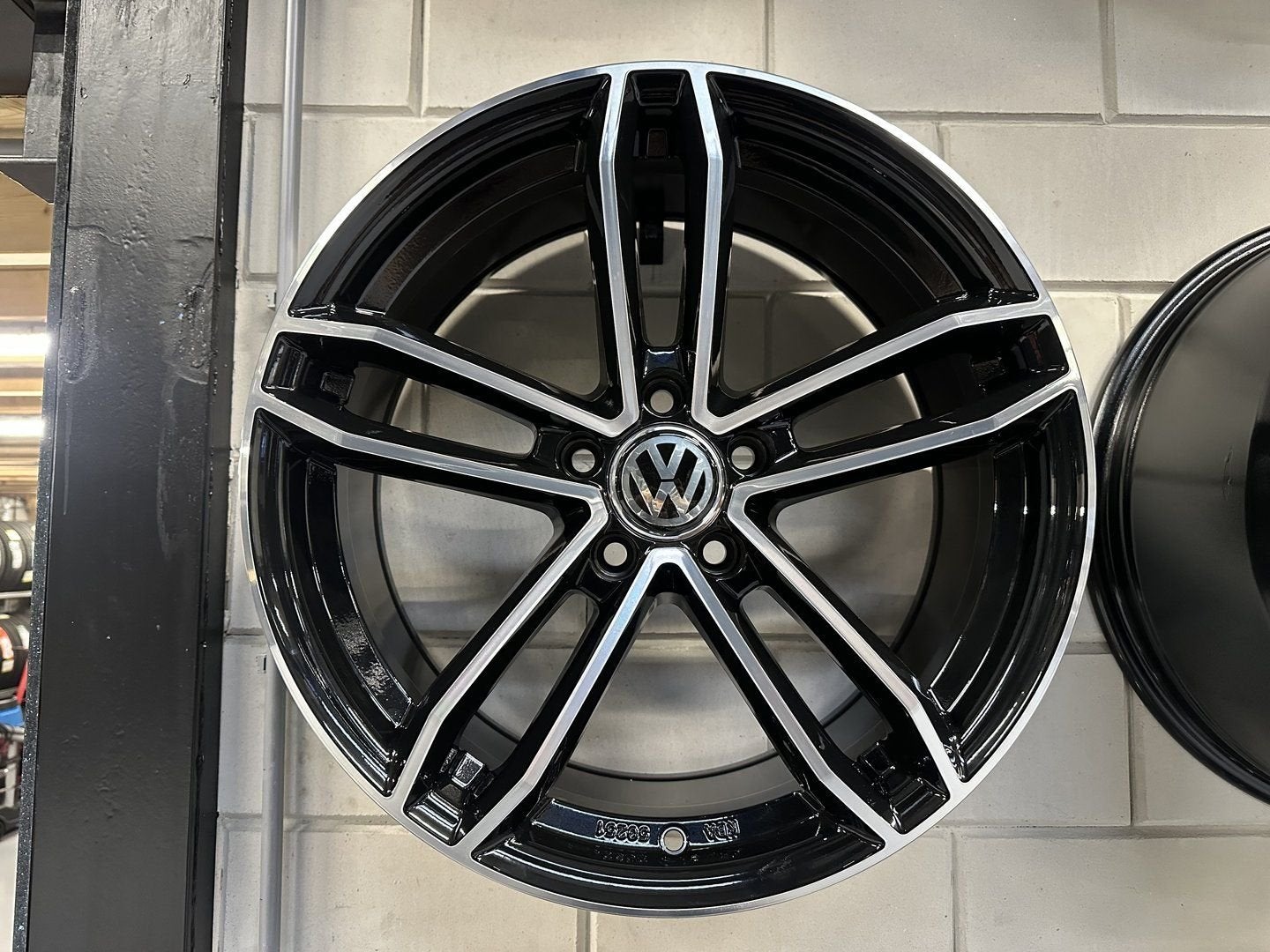 NIEUW 18inch Audi BMW VW Seat NEW GTI Style Velgen 5x112, Auto-onderdelen, -, -, Banden en Velgen, Nieuw