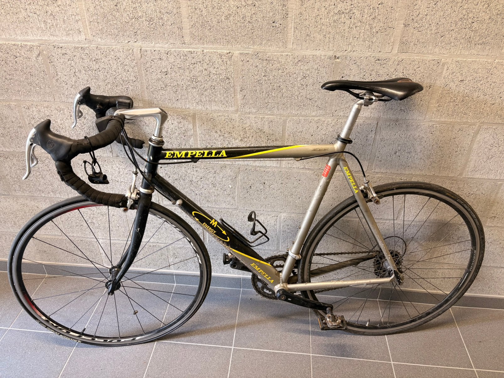 Empella koersfiets, Fietsen en Brommers, Ophalen, Zo goed als nieuw
