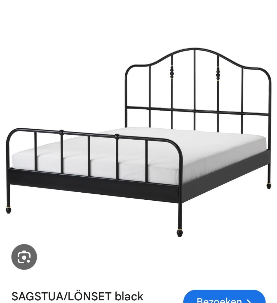 Lit IKEA Sagstua, Maison & Meubles, Enlèvement, Comme neuf, Deux personnes, Noir