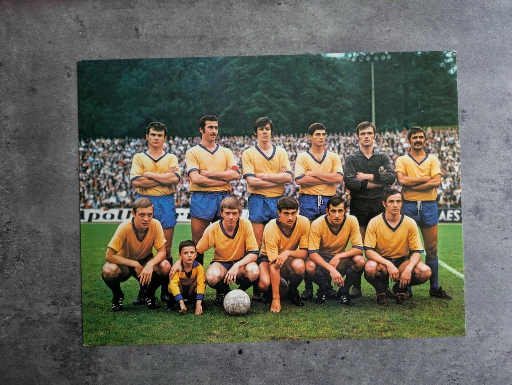 CARTE POSTALE DE L'ÉQUIPE DE FOOTBALL UNION ST GILLES 1970 X, Envoi