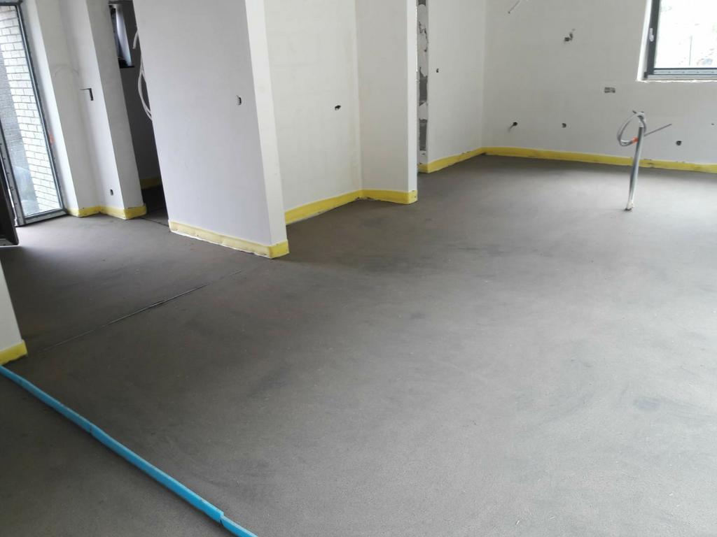 Location & réalisation de chapes, pose carrelage/faïence, Garantie, Vloerbewerking of Renovatie