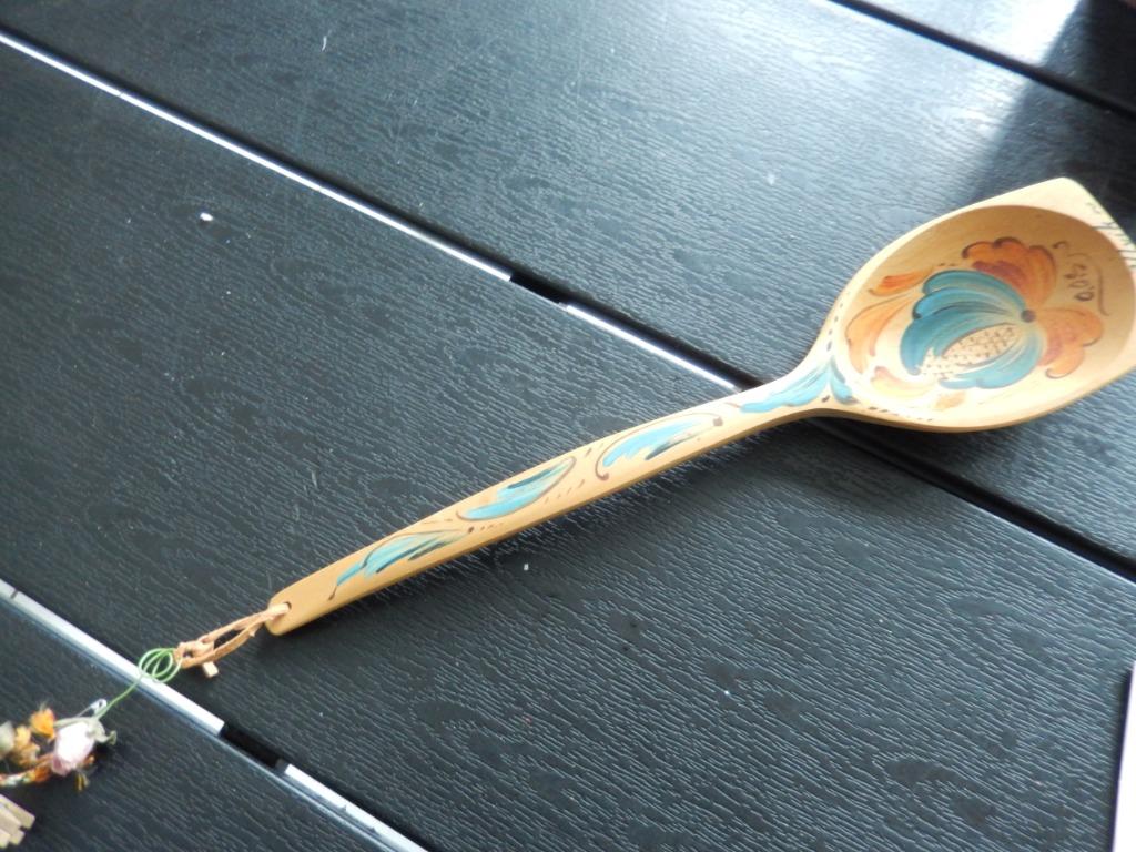 Houten lepel met schildering (zgan), Enlèvement, Comme neuf