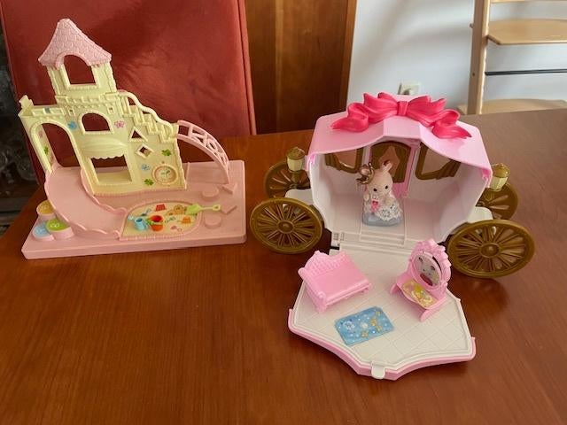 Sylvanian Le carrosse Royal - 5543 et Le château 5319, Enlèvement ou Envoi, Utilisé, Maison de poupées