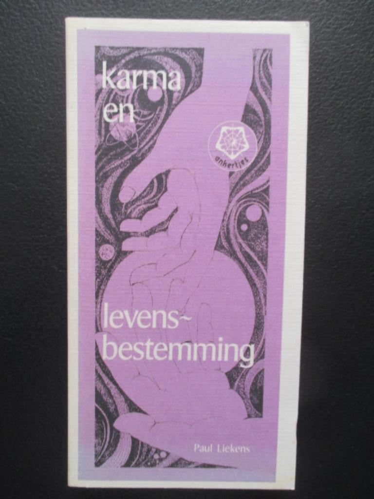 Karma en levensbestemming, Boeken, Achtergrond en Informatie, Spiritualiteit algemeen, Ophalen of Verzenden, Zo goed als nieuw