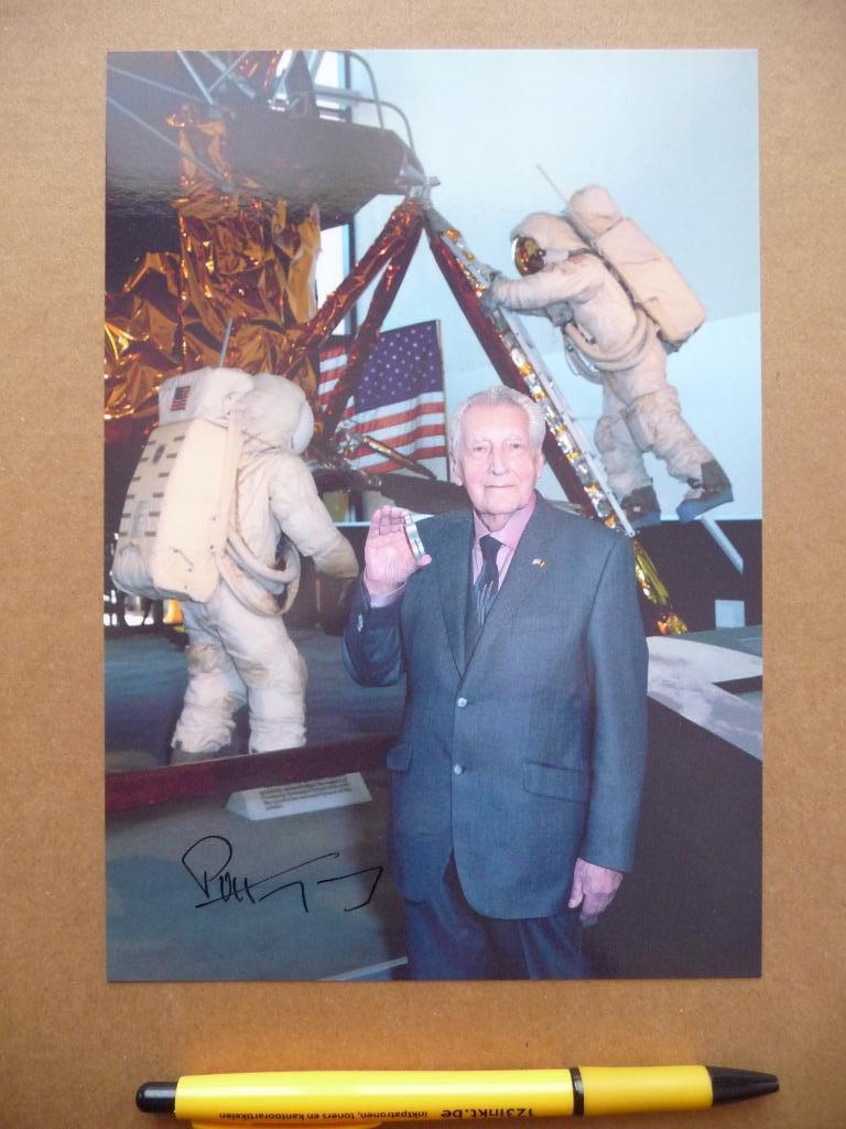 PAUL VAN HOEYDONCK ;FOTO : FALLEN ASTRONAUT, GESIGNEERD, Antiek en Kunst, Kunst | Litho's en Zeefdrukken, Ophalen of Verzenden