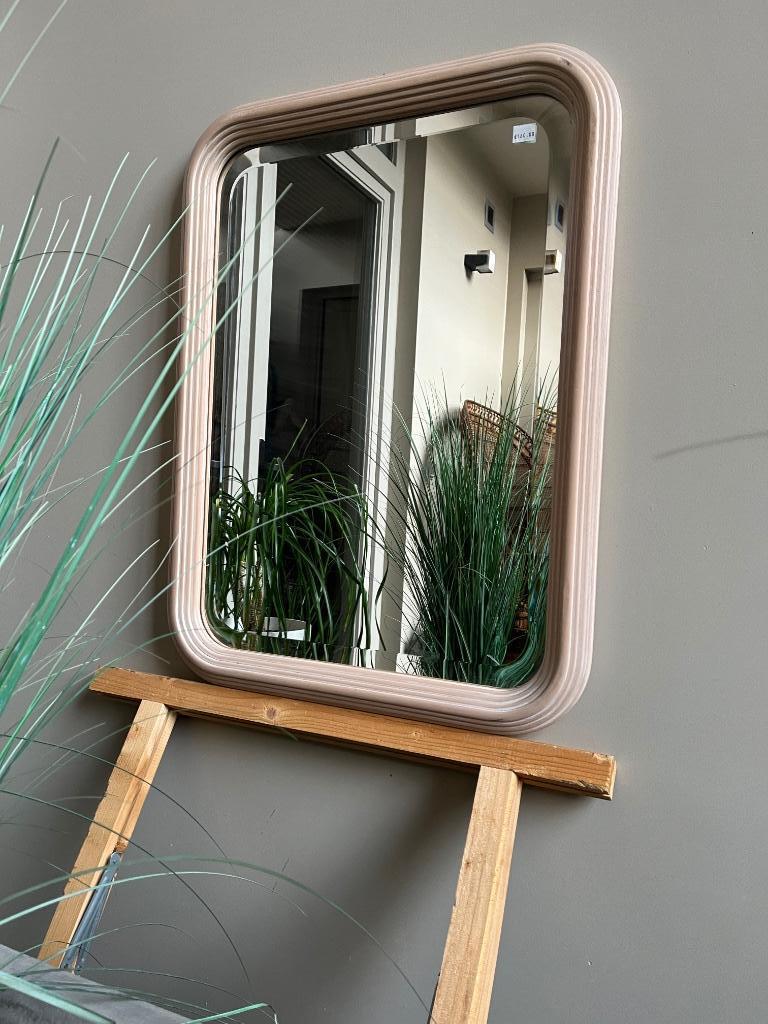 Vintage spiegel jaren 80 , gepatineerd hout, 78 x 58 cm, Ophalen of Verzenden