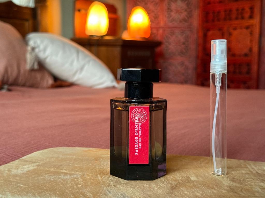Échantillon/carafe L'Artisan Parfumeur - Passage d'Enfer, Enlèvement ou Envoi, Comme neuf