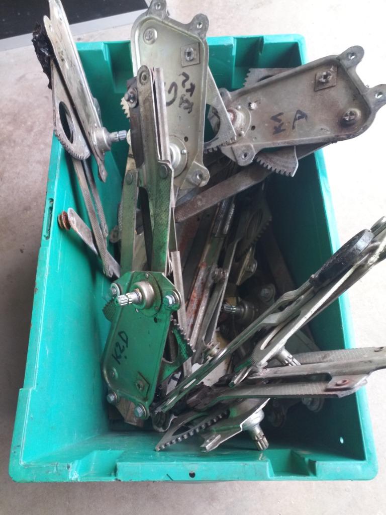 Veel onderdelen voor Honda S800, Verzenden, Gebruikt, Honda
