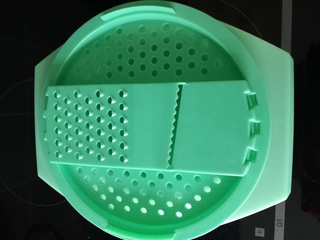 rasp Tupperware, Huis en Inrichting, Keuken | Tupperware, Ophalen, Zo goed als nieuw, Groen, Bak of Kom