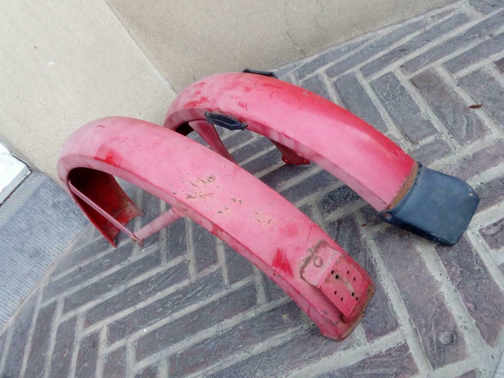 Piaggio Bravo / Paire de gardes boues, Fietsen en Brommers, Ophalen of Verzenden