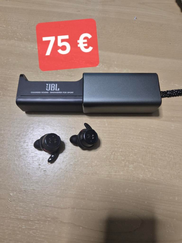 JBL Bluetooth-oordopjes, Ophalen of Verzenden, Zo goed als nieuw, Bluetooth