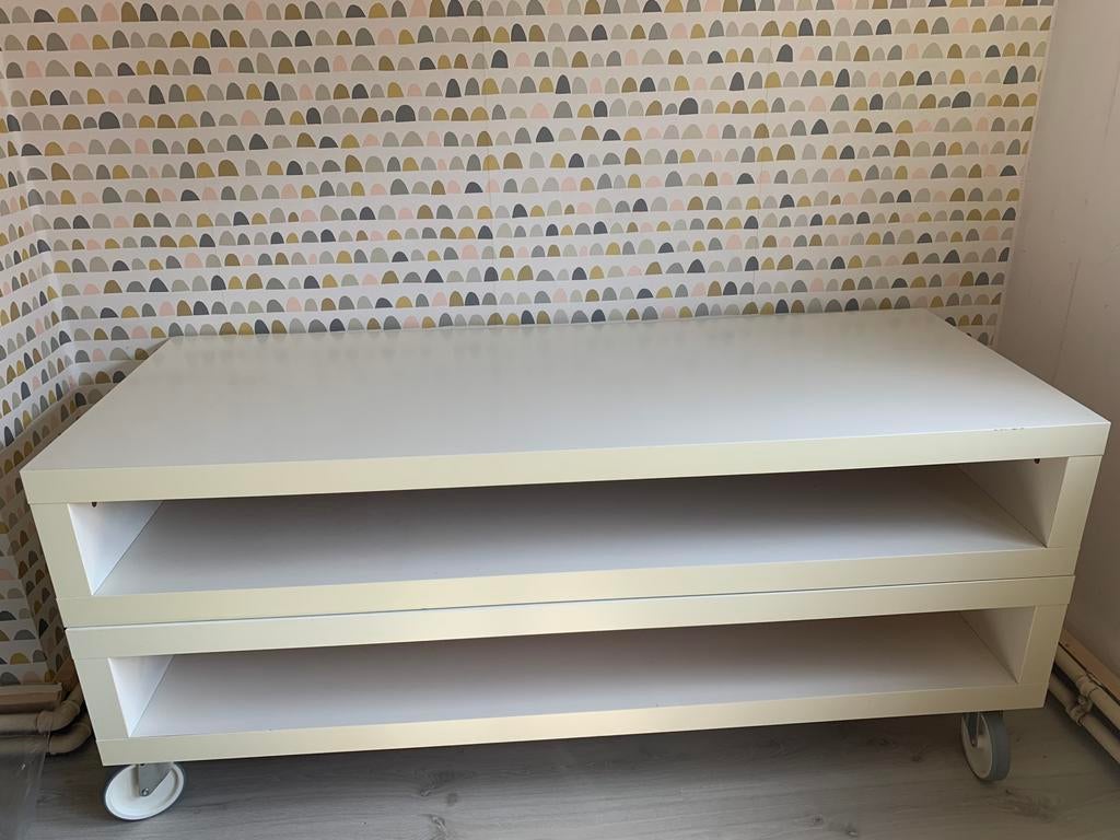 Ikea lage tv kast 2 stuks, Enlèvement, Utilisé