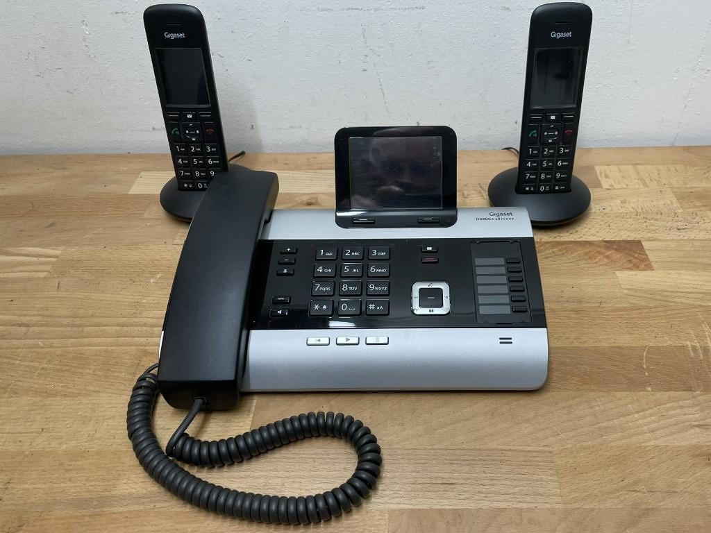 Siemens GIgaSet DX800A + 2 x C570HX, Télécoms, Standards téléphoniques & Centraux téléphoniques, Enlèvement ou Envoi, Comme neuf