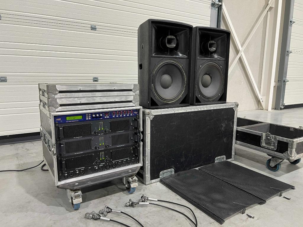 2x Turbosound TCS-612 incl. XTA / Lab.Gruppen amprack, Audio, Tv en Foto, Luidsprekerboxen, Gebruikt, 120 watt of meer, Ophalen of Verzenden