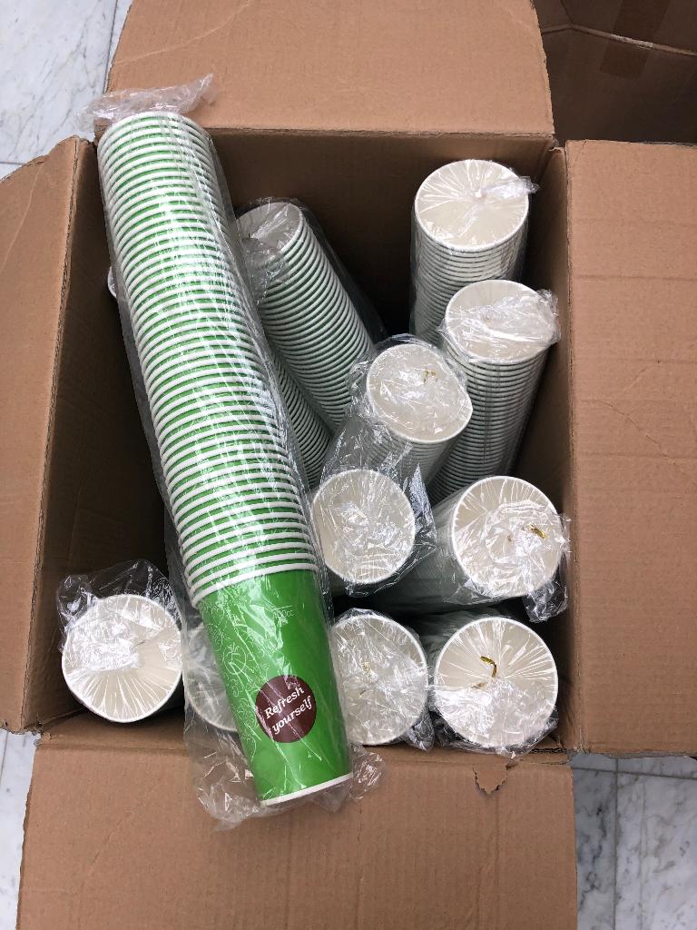 Assortiment wegwerpbekers, rietjes, enz., Ophalen, Nieuw, Overige typen