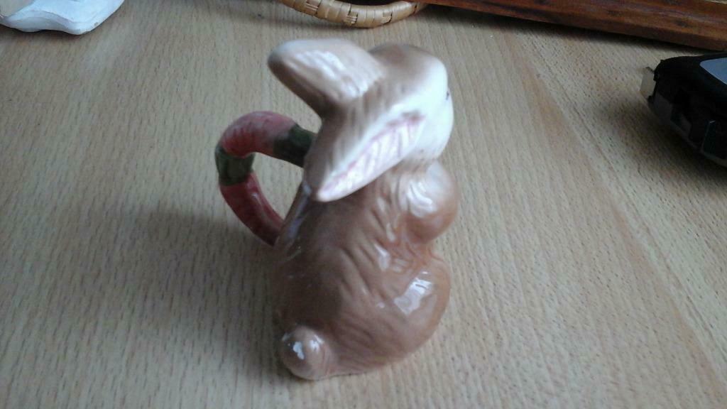beeldje "konijn" H: 8 x 6 cm     vintage '80, Ophalen of Verzenden, Zo goed als nieuw, Dier