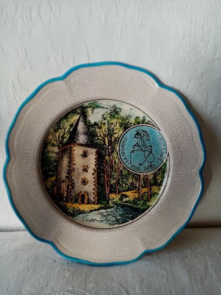 Assiette thématique/décorative/céramique/émaux/Longwy26/27cm, Antiquités & Art, Antiquités | Céramique & Poterie, Enlèvement ou Envoi