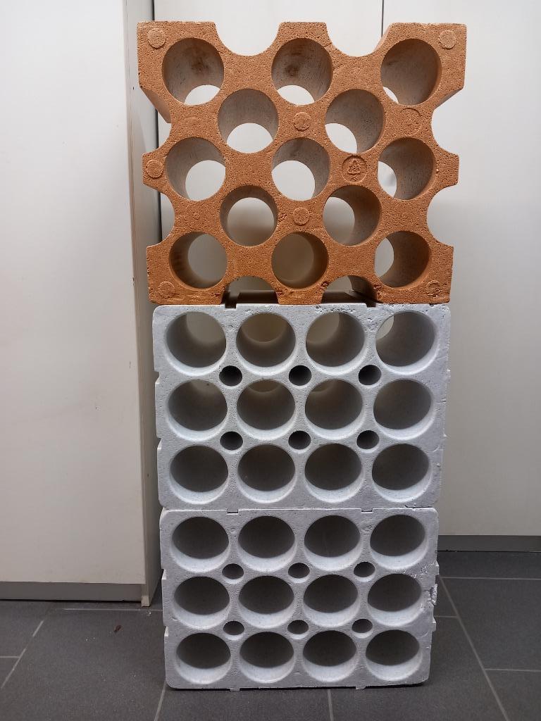 3 flessenhouders van polystyreen, Ophalen, Kunststof, Zo goed als nieuw, 25 flessen of meer