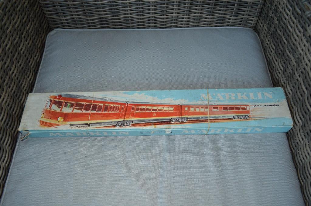 Märklin 3025 : parfait en octobre avec prospectus, Hobby & Loisirs créatifs, Trains miniatures | HO, Utilisé, Locomotive, Märklin