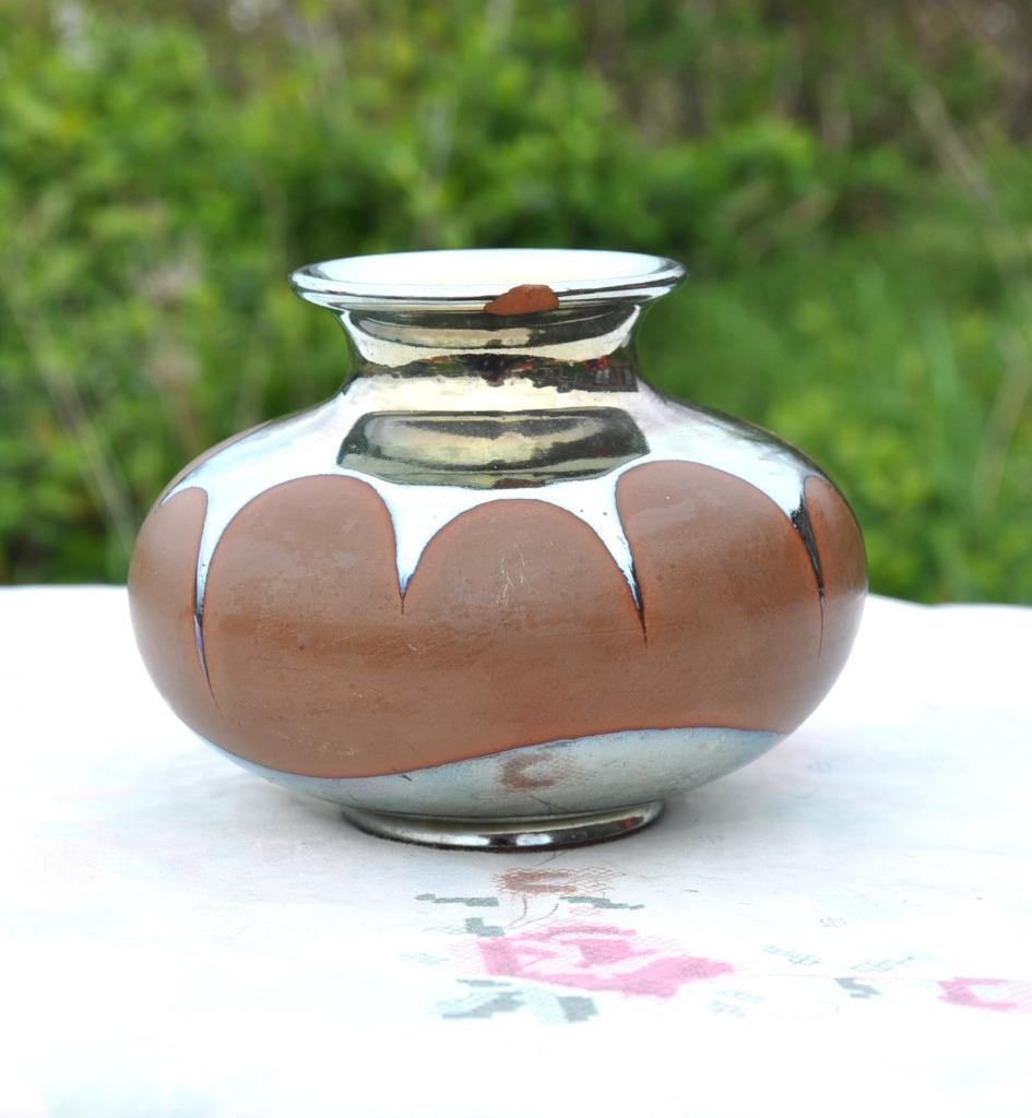 petit vase decoratif terre cuite brun et doré pt eclat, Ophalen of Verzenden
