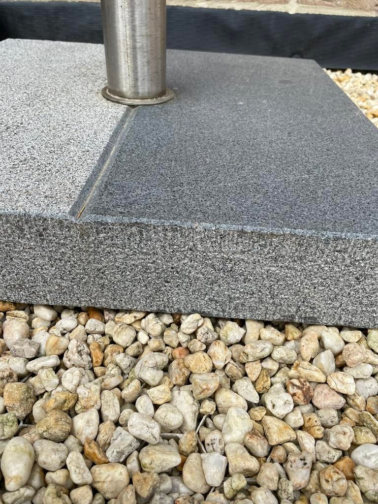 Pied de parasol en pierre bleue - 50 kg, Enlèvement, Comme neuf
