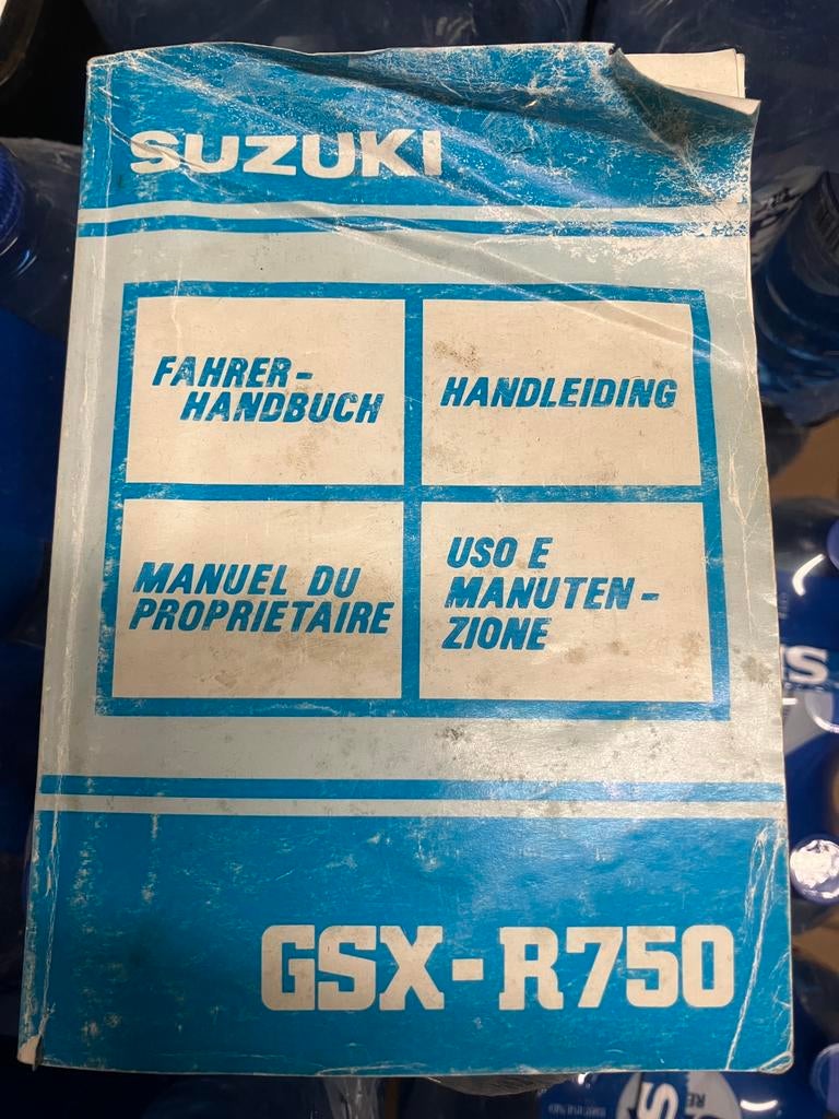Manuel utilisation suzuki gsx-r 750 debut des années 90, Motos, Modes d'emploi & Notices d'utilisation, Enlèvement ou Envoi, Suzuki