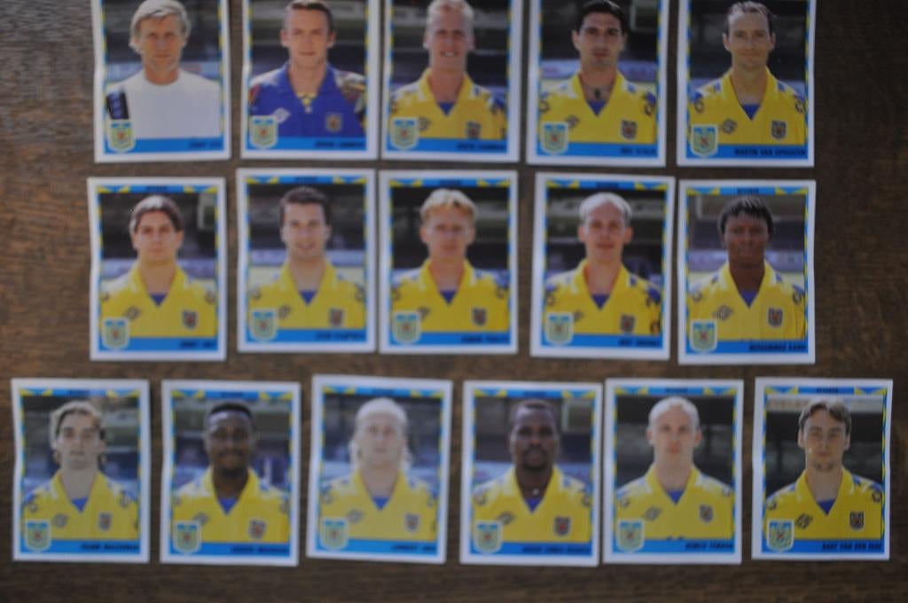 PANINI 16 STICKERS FOOTBALL 99 BEVEREN, Ophalen of Verzenden, Zo goed als nieuw, Meerdere stickers