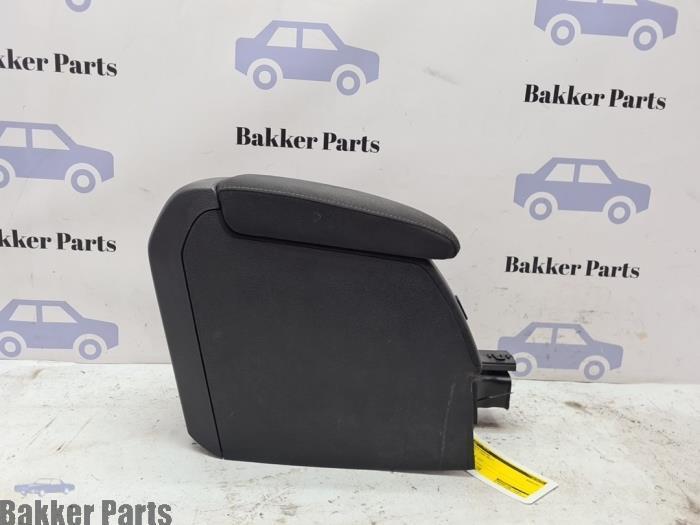 Middenconsoles van een Volkswagen Golf, Auto-onderdelen, Interieur en Bekleding, Gebruikt, -, Volkswagen, -