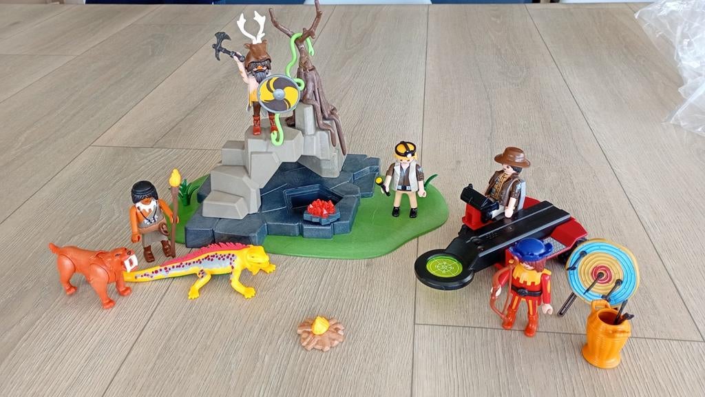 Playmobil figuren sets jungle + auto, Kinderen en Baby's, Ophalen, Zo goed als nieuw