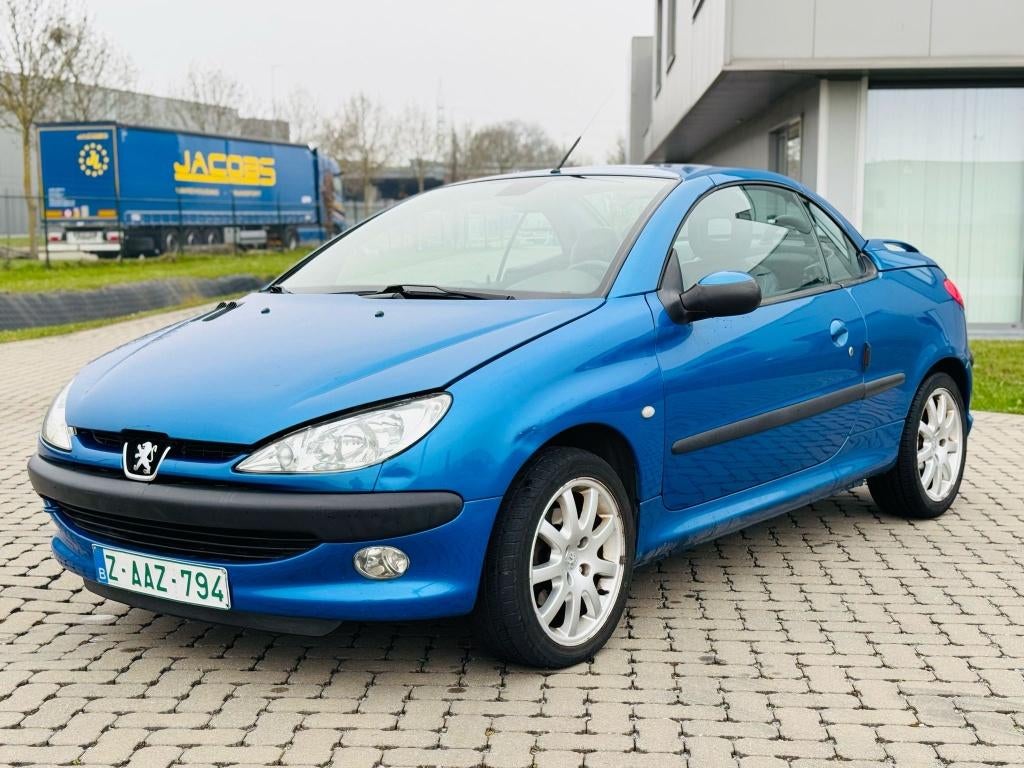 Peugeot 206 km: 190.120 Bj: 2002, Autos, Peugeot, Achat, Electronic Stability Program (ESP), Noir, Particulier