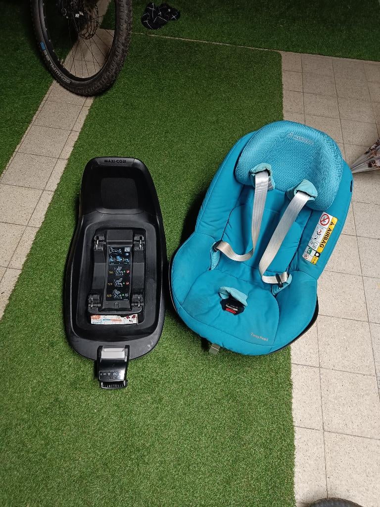 Maxi Cosi 2 way Family fix + stoel 2 way Pearl, Ophalen, Gebruikt, 9 t/m 18 kg, Zijbescherming