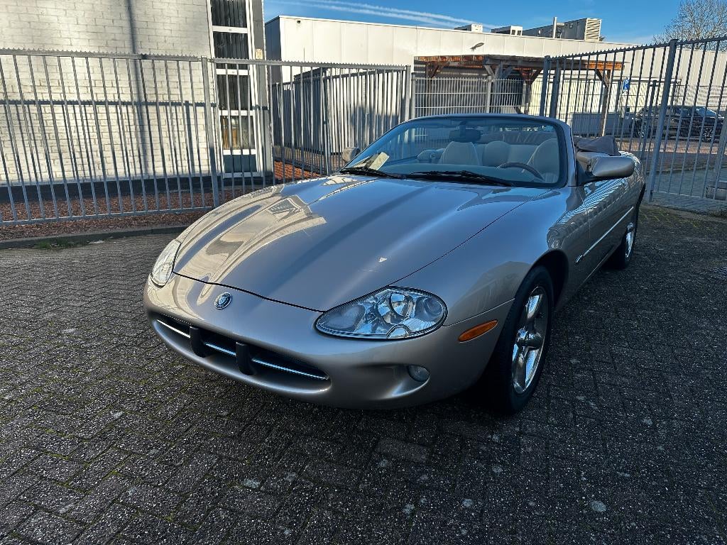 Jaguar XK8 4.0 V8 Convertible, Auto's, Jaguar, 4 zetels, Achterwielaandrijving, 216 kW, Leder