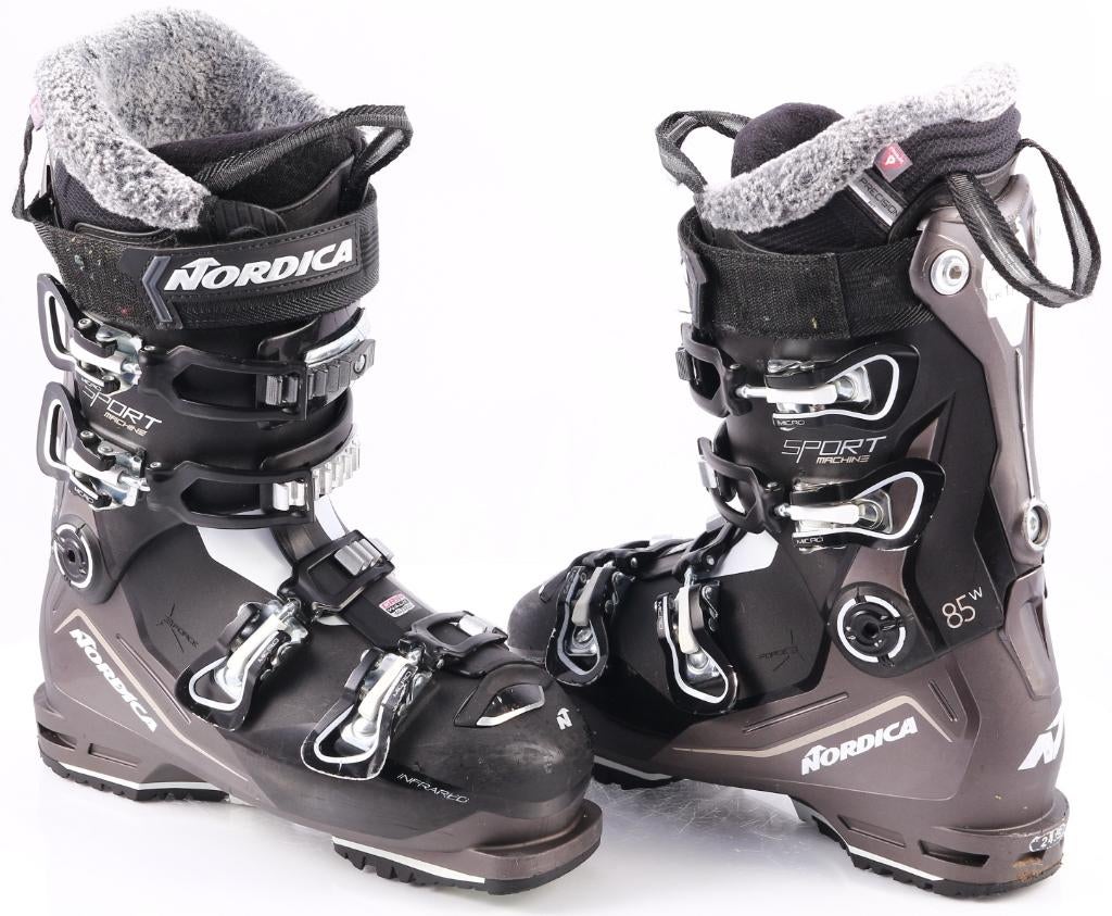 Chaussures de ski 40.5 41 EU pour femmes NORDICA, Carving, Enlèvement ou Envoi, Utilisé, Nordica