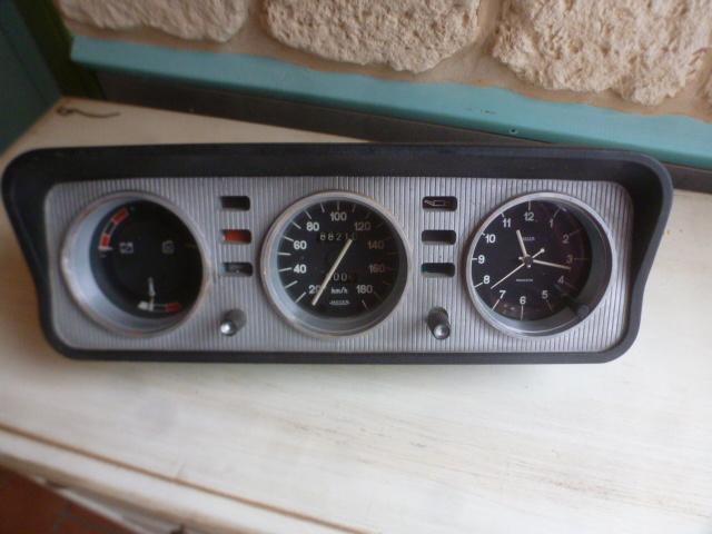PEUGEOT 404: snelheidsmeter, meters, horloge: Jaeger, Ophalen of Verzenden, Gebruikt, Peugeot