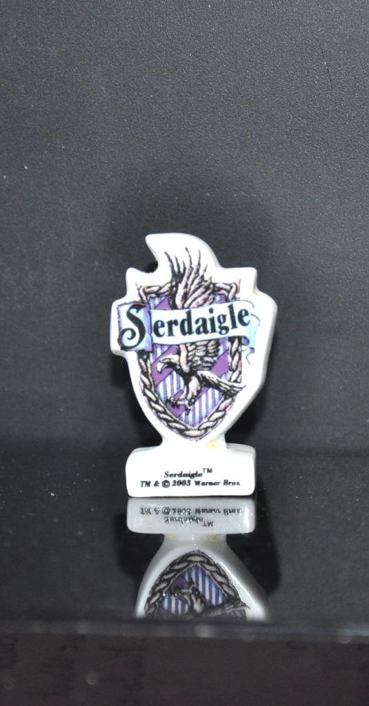 fêve porcelaine harry potter blason serdaigle, Collections, Enlèvement ou Envoi, Comme neuf, Autres types