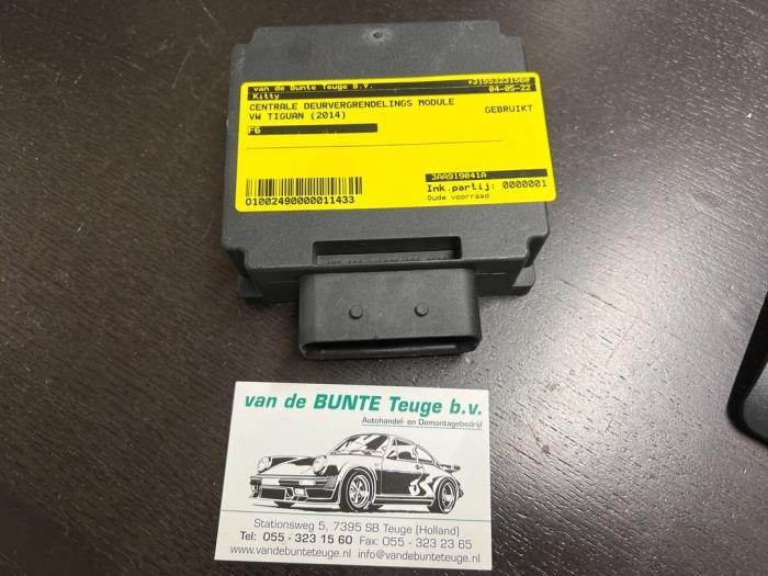 DC/DC converter van een Volkswagen Tiguan, Ophalen of Verzenden, 3 maanden garantie, Gebruikt, Volkswagen