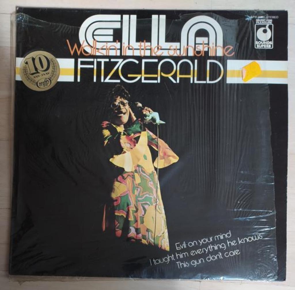 Ella Fitzgerald - Walkin' in the sunshine, Ophalen of Verzenden